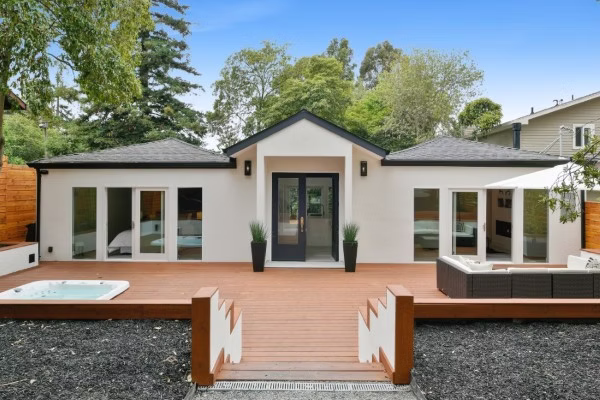 4257 Knoll Ave in Berkeley